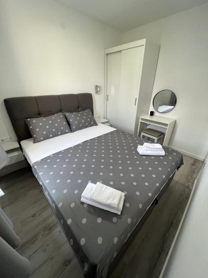 Apartmani M&L 메덜린 외부 사진
