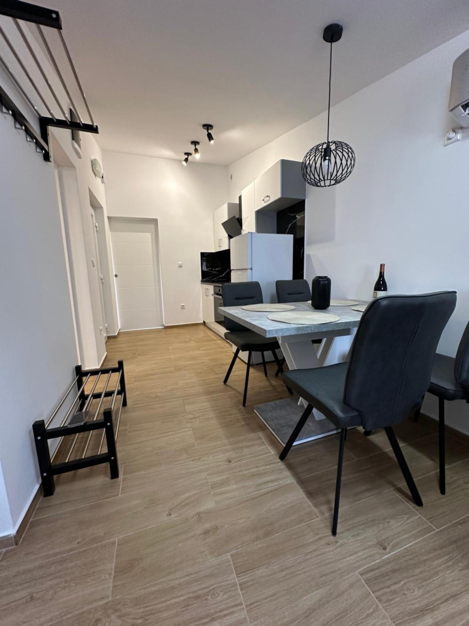 Apartmani M&L 메덜린 외부 사진