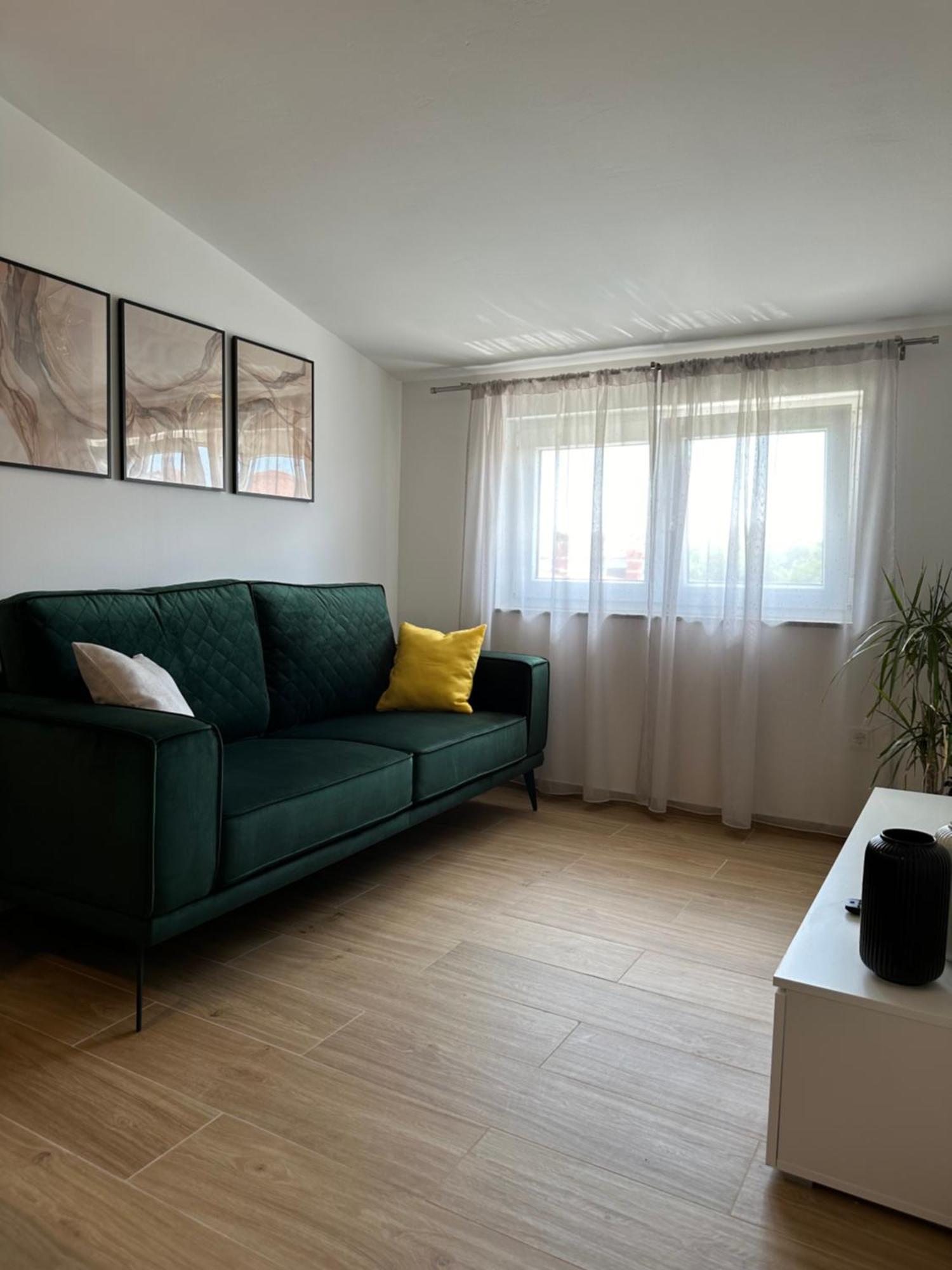 Apartmani M&L 메덜린 외부 사진
