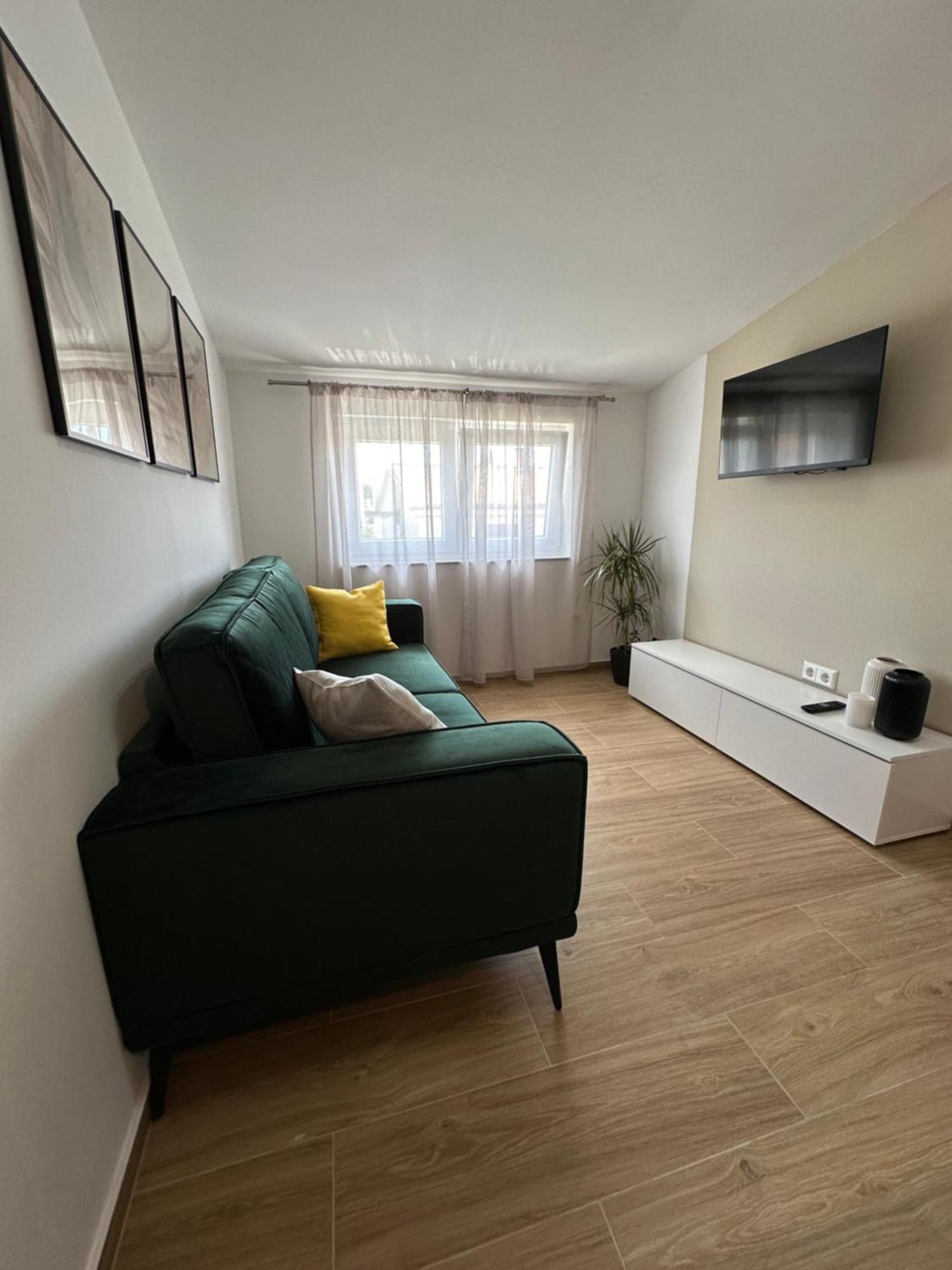 Apartmani M&L 메덜린 외부 사진